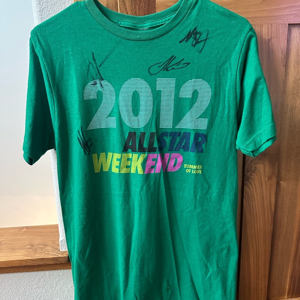 Autographed 2012 Allstar Weekend T-Shirt